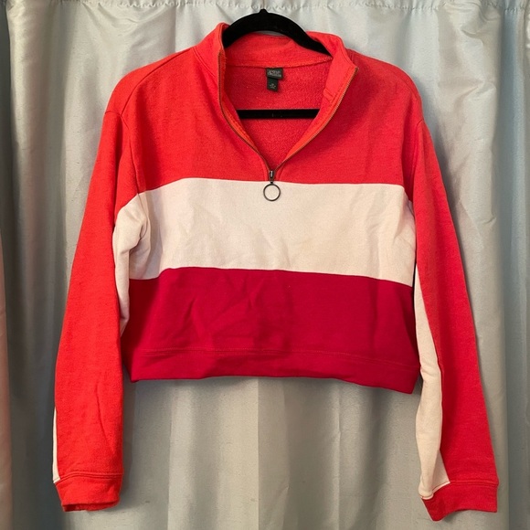 Coral and Red Colorblock Cropped Sweatshirt - Picture 1 of 3